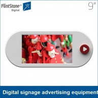 La fábrica de China Batería hd todo color de 9 pulgadas LCD alimentado equipo de la publicidad digital signage